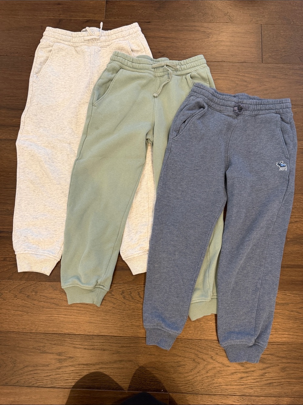 abercrombie kids Sweatpants Trio - Gray, Sage, Navy - Size 7/8 - C17-049
